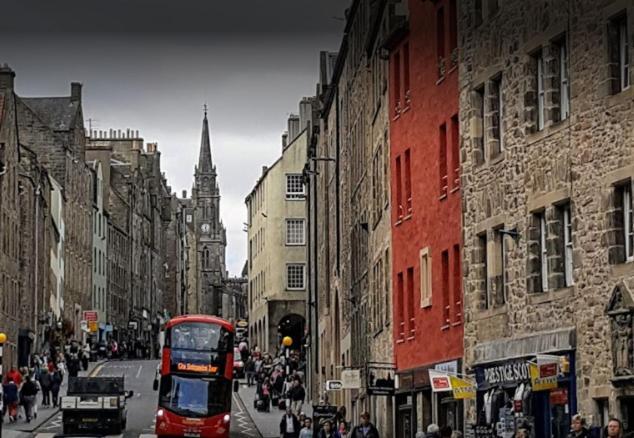 Royal Mile Famous Canongate Flat EDI Eksteriør bilde